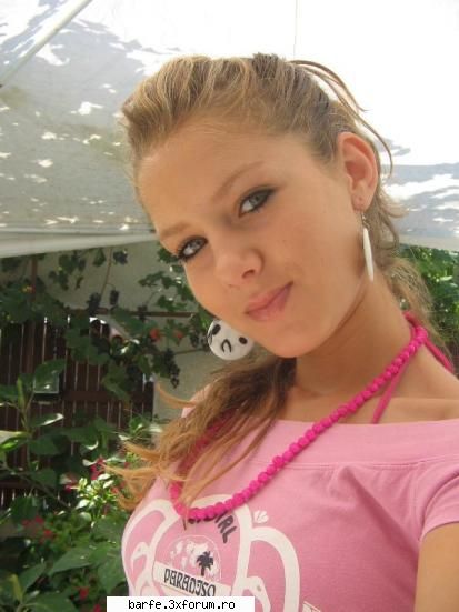top fete doamne auzi astia credeau sunt aia cine credeti sunt ???? :o&nbsp; &nbsp; ana pana